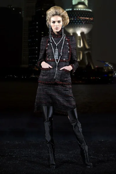 Look 6